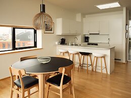 Stunning 1-Bedroom Apt With Breathtaking Scenery