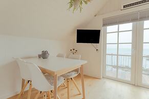 Unique Boathouse By The Foreshore | Sea View