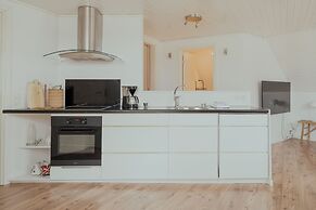 Harbour View | 2Br | City Centre