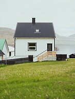 Serenity By The Sea | 3-Br House | Sea View