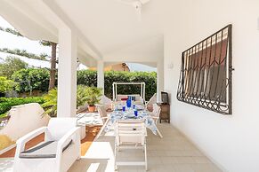 3553 Villa Cirenaica by Barbarhouse