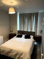 2-bed Luxury Apartment in Birmingham City Center