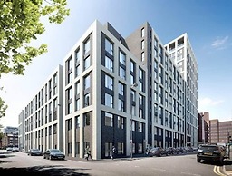 2-bed Luxury Apartment in Birmingham City Center