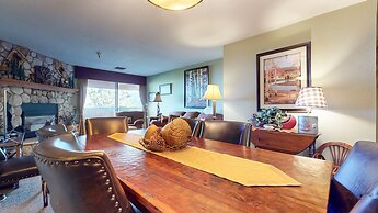 Bridges #108 2 Bedroom Condo by RedAwning