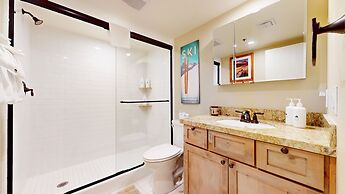 Bridges #108 2 Bedroom Condo by RedAwning