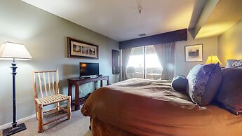 Bridges #108 2 Bedroom Condo by RedAwning