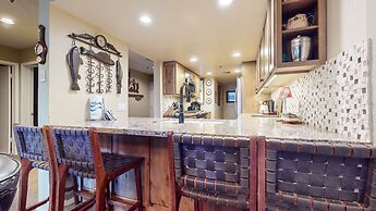 Bridges #108 2 Bedroom Condo by RedAwning