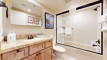 Bridges #108 2 Bedroom Condo by RedAwning