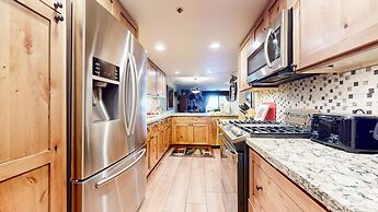 Bridges #108 2 Bedroom Condo by RedAwning