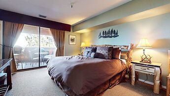 Bridges #108 2 Bedroom Condo by RedAwning