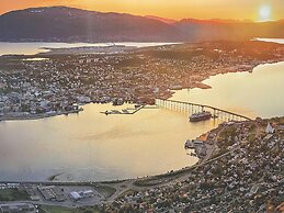 Nice Apartment Near to City Center of Tromso