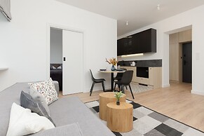 Apartment Emilii Plater 12 by Renters