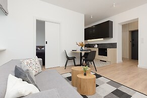 Apartment Emilii Plater 12 by Renters