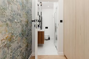 Apartment Emilii Plater 12 by Renters