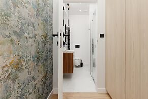 Apartment Emilii Plater 12 by Renters