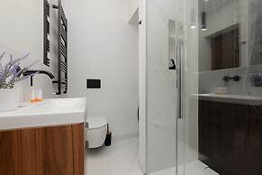 Apartment Emilii Plater 12 by Renters