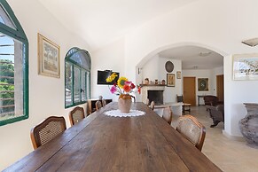 3593 Casina Cazzato by Barbarhouse