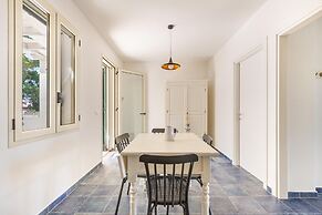 3590 Charà by Barbarhouse