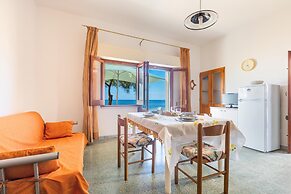 3533 Il Giglio Azzurro by Barbarhouse