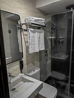 RAZANE HÔTEL