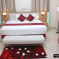 Elegant Hotel & Suites by City Green