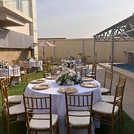 Elegant Hotel & Suites by City Green