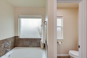 Private Patio: Modern Killeen Vacation Rental!