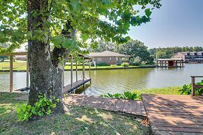 Waterfront Hot Springs Home w/ Dock & Porch!