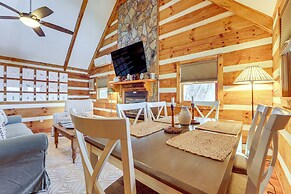 Mountain View Cabin w/ Hot Tub: 27 Mi to Asheville