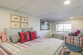 Mountain View Cabin w/ Hot Tub: 27 Mi to Asheville