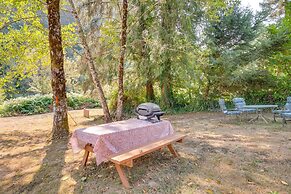 Historic Mapleton Cottage w/ River Views & Hot Tub