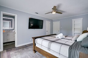 Lakefront Retreat in Jefferson w/ Screened Porch!