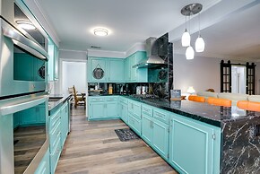 Lakefront Retreat in Jefferson w/ Screened Porch!