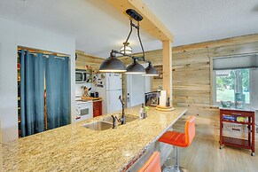 Kilgore Lakefront Home w/ Private Dock & Pier!
