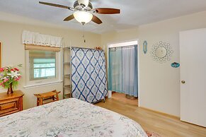 Kilgore Lakefront Home w/ Private Dock & Pier!