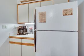 Ski-in/ski-out Wintergreen Resort Condo w/ Patio!