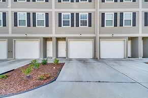 Spacious D'iberville Townhome Near Beach & Casino!