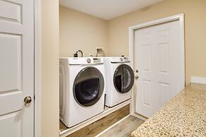 Spacious D'iberville Townhome Near Beach & Casino!