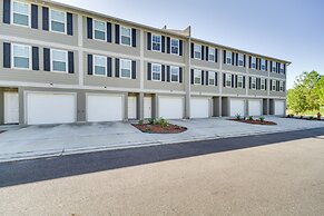 Spacious D'iberville Townhome Near Beach & Casino!