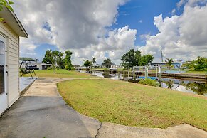 Pet-friendly Port Charlotte Home w/ Canal Access!