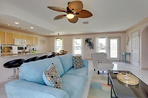 Pet-friendly Port Charlotte Home w/ Canal Access!