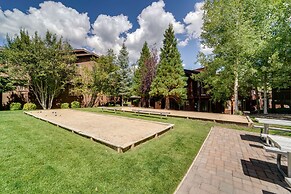 Boulders Truckee Condo Near Donner Lake + Skiing!