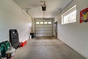 Boulders Truckee Condo Near Donner Lake + Skiing!