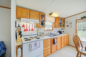 Creekfront Max Meadows Mobile Home With Deck!