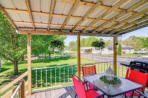 Pet-friendly Corbin Vacation Rental ~ 4 Mi to Town