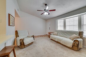 Cozy Tallahassee Home - 2 Mi to Governors Square!