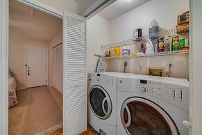 Cozy Tallahassee Home - 2 Mi to Governors Square!