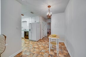 Cozy Tallahassee Home - 2 Mi to Governors Square!