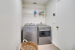 Orlando Area Home w/ Lanai: 10 Mi to Disney!