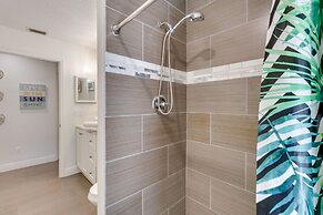 Orlando Area Home w/ Lanai: 10 Mi to Disney!